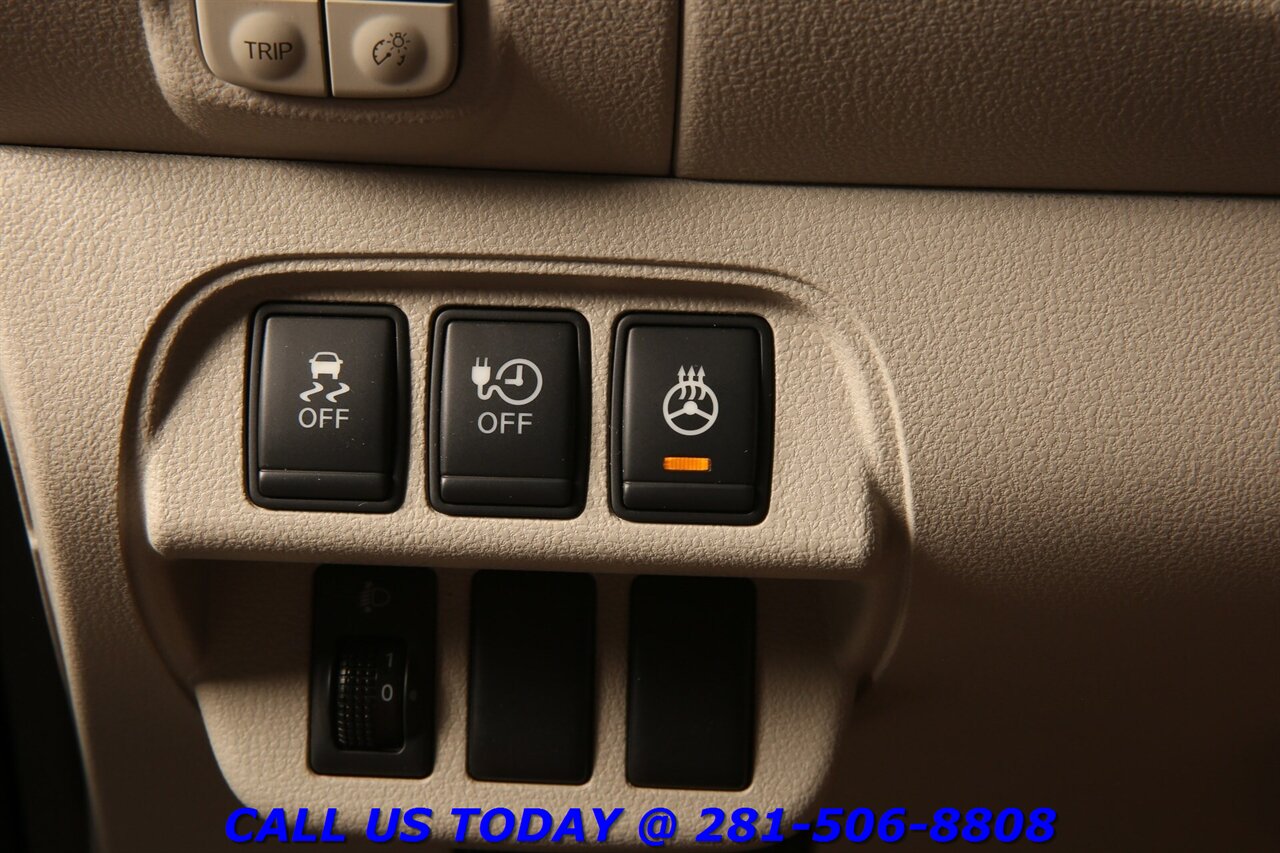 2012 Nissan LEAF 2012 SV NAV HEATSEAT KEYLES BLUETOOTH 51K MLS - Photo 14 - Houston, TX 77031