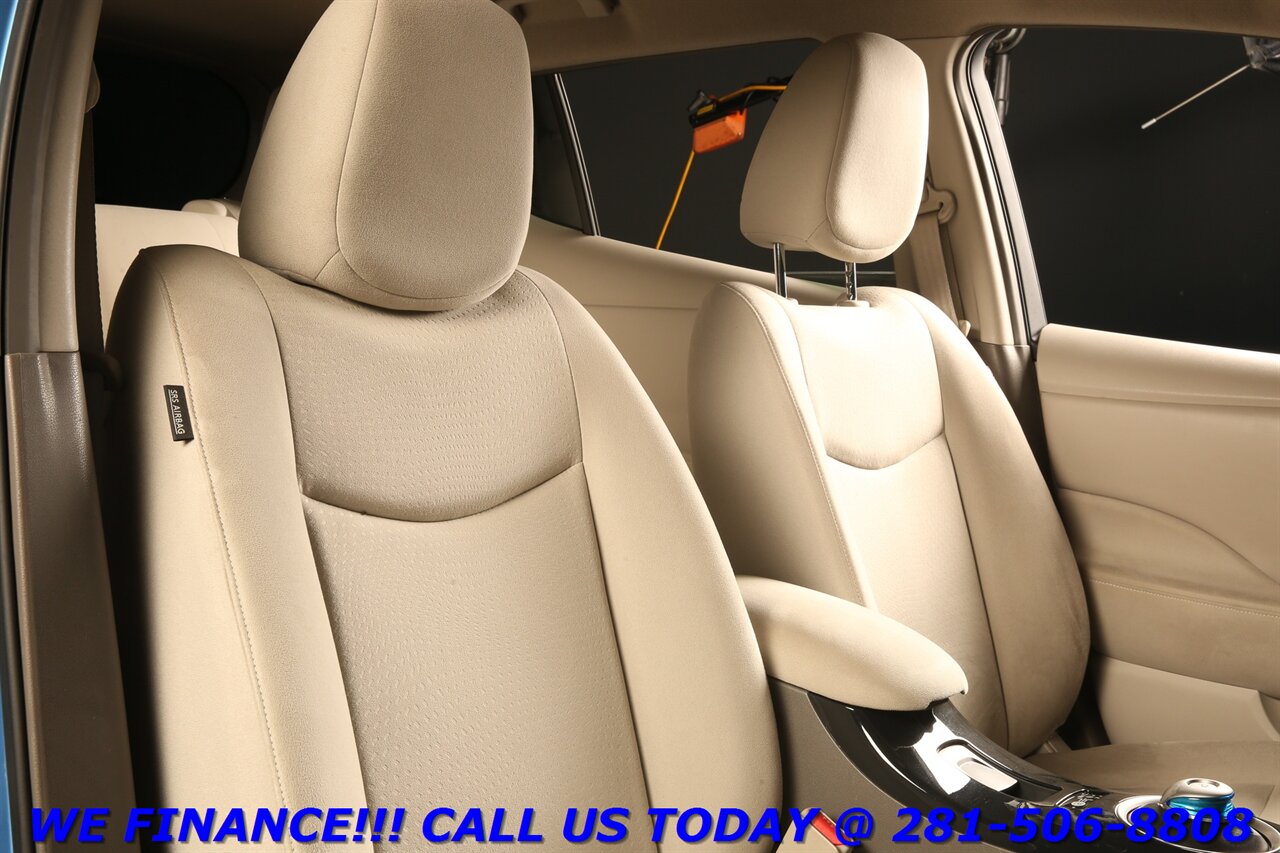 2012 Nissan LEAF 2012 SV NAV HEATSEAT KEYLES BLUETOOTH 51K MLS - Photo 19 - Houston, TX 77031