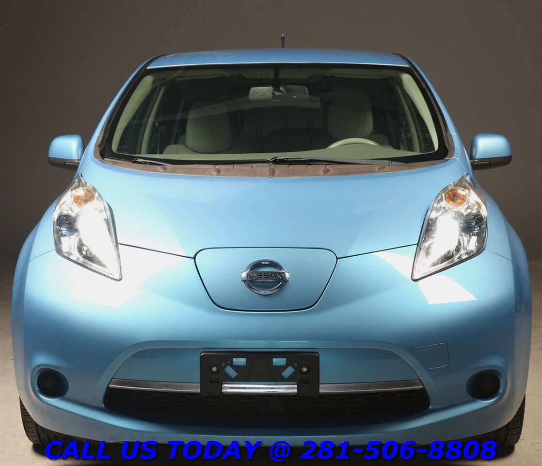 2012 Nissan LEAF 2012 SV NAV HEATSEAT KEYLES BLUETOOTH 51K MLS - Photo 8 - Houston, TX 77031