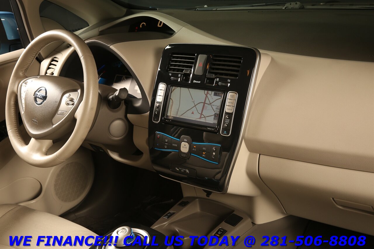2012 Nissan LEAF 2012 SV NAV HEATSEAT KEYLES BLUETOOTH 51K MLS - Photo 18 - Houston, TX 77031