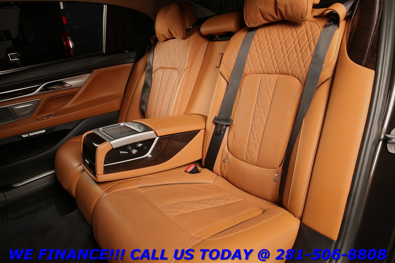 2018 BMW 2018 750i EXEC PKG NAV HUD PANO ADAPTCRUISE CARPLY   - Photo 22 - Houston, TX 77031