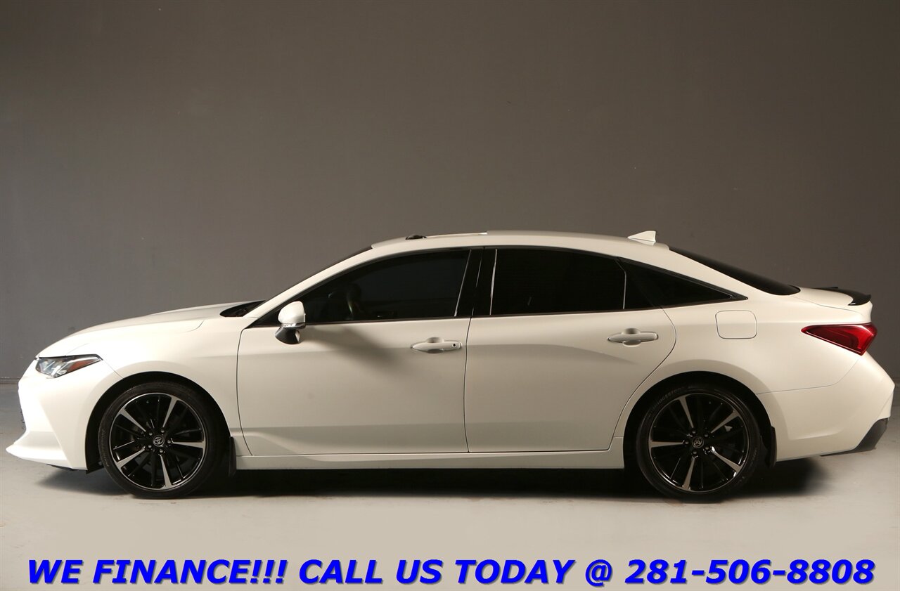 2022 Toyota Avalon 2022 Limited NAV HUD SUN BLIND JBL CAMERA 54K MLS - Photo 32 - Houston, TX 77031