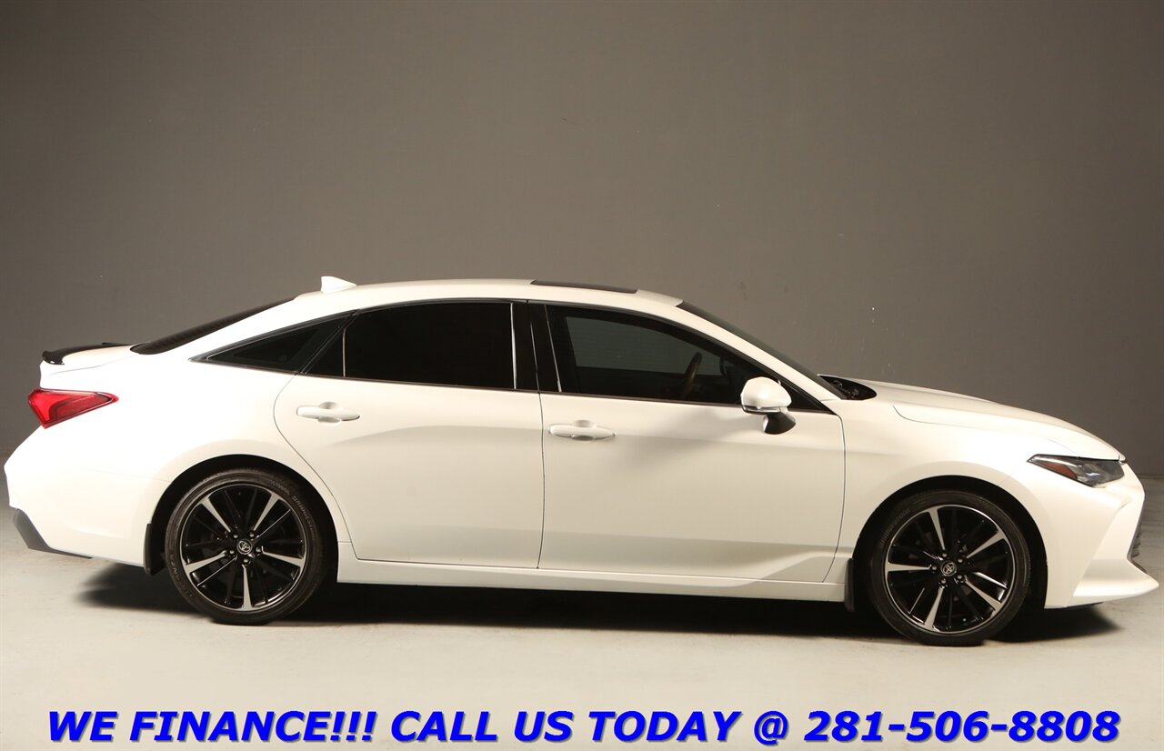 2022 Toyota Avalon 2022 Limited NAV HUD SUN BLIND JBL CAMERA 54K MLS - Photo 31 - Houston, TX 77031