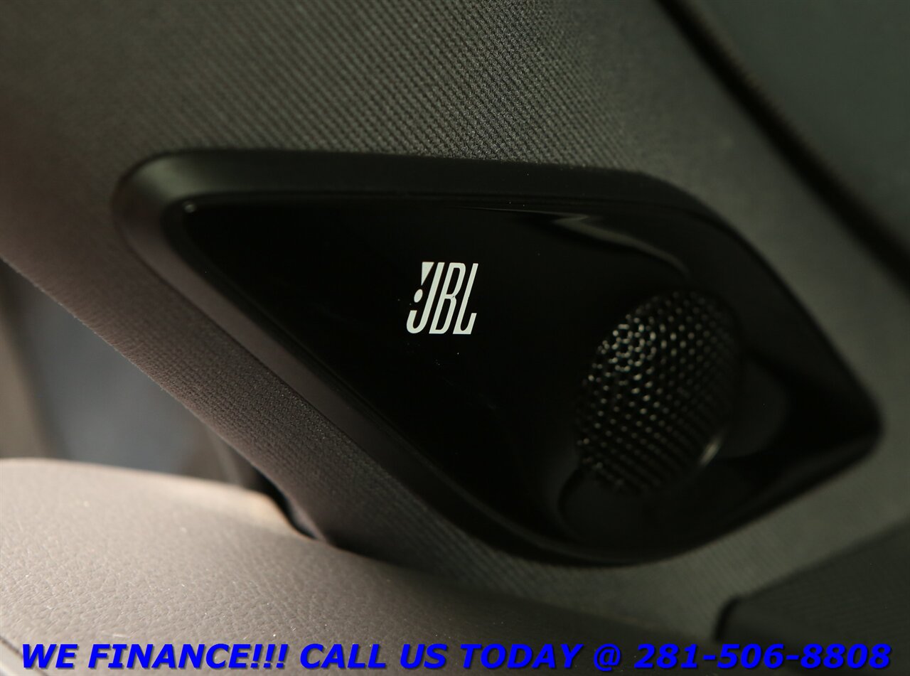 2022 Toyota Avalon 2022 Limited NAV HUD SUN BLIND JBL CAMERA 54K MLS - Photo 26 - Houston, TX 77031