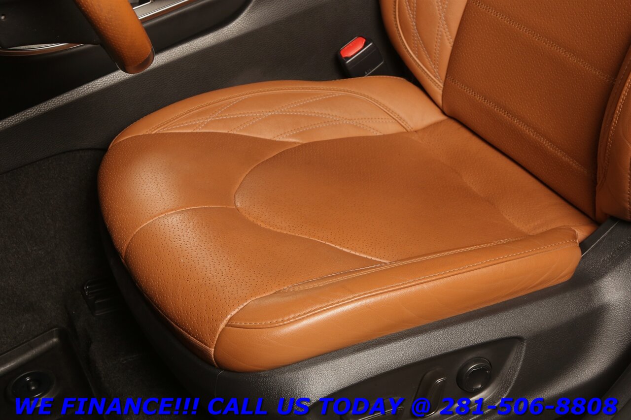 2022 Toyota Avalon 2022 Limited NAV HUD SUN BLIND JBL CAMERA 54K MLS - Photo 13 - Houston, TX 77031