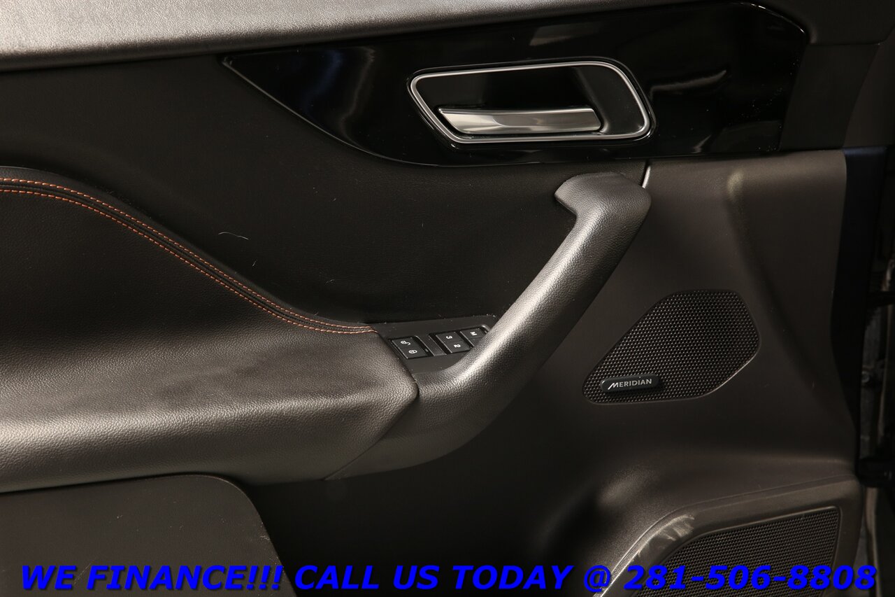 2018 Jaguar F-Pace 2018 25t Prestige AWD NAV PANO BLIND HEATSEAT   - Photo 8 - Houston, TX 77031