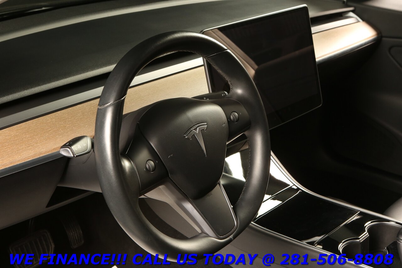 2018 Tesla Model 3 2018 Long Range AWD AUTOPILOT ACCEL BOOST 53K MLS   - Photo 10 - Houston, TX 77031