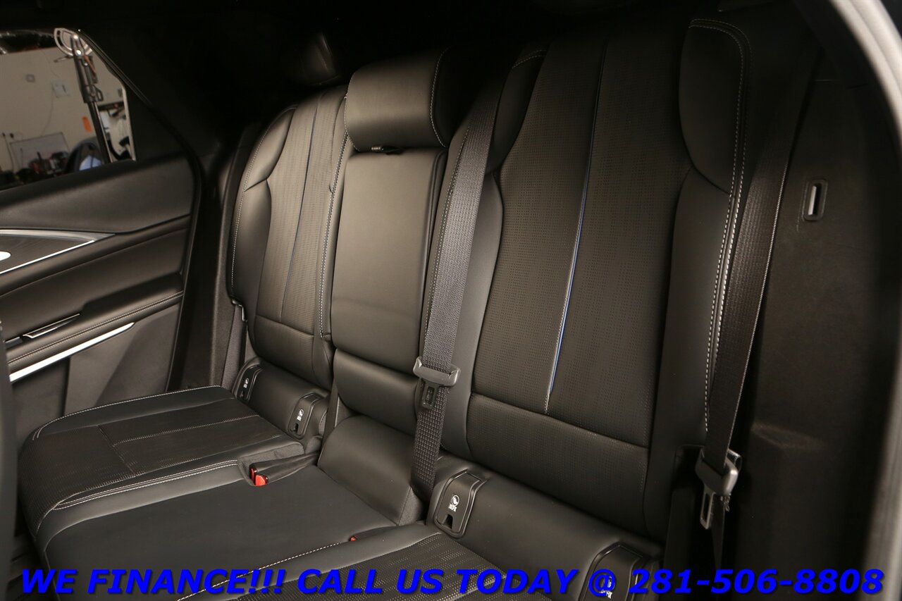 2024 Cadillac LYRIQ 2024 Sport 2 NAV PANO ADAPT BLIND MASSAGE 19KW UPG   - Photo 23 - Houston, TX 77031