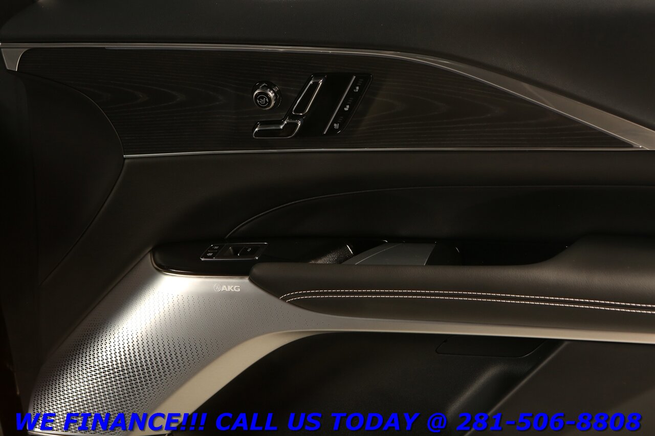 2024 Cadillac LYRIQ 2024 Sport 2 NAV PANO ADAPT BLIND MASSAGE 19KW UPG   - Photo 27 - Houston, TX 77031
