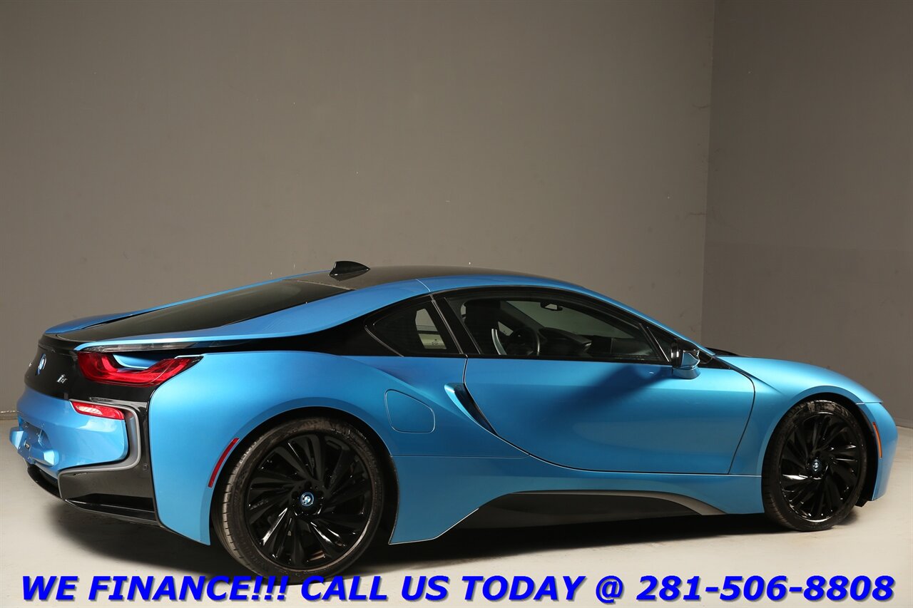 2015 BMW i8 2015 AWD TERA WORLD NAV HUD CARBON ROOF 74K MLS   - Photo 7 - Houston, TX 77031