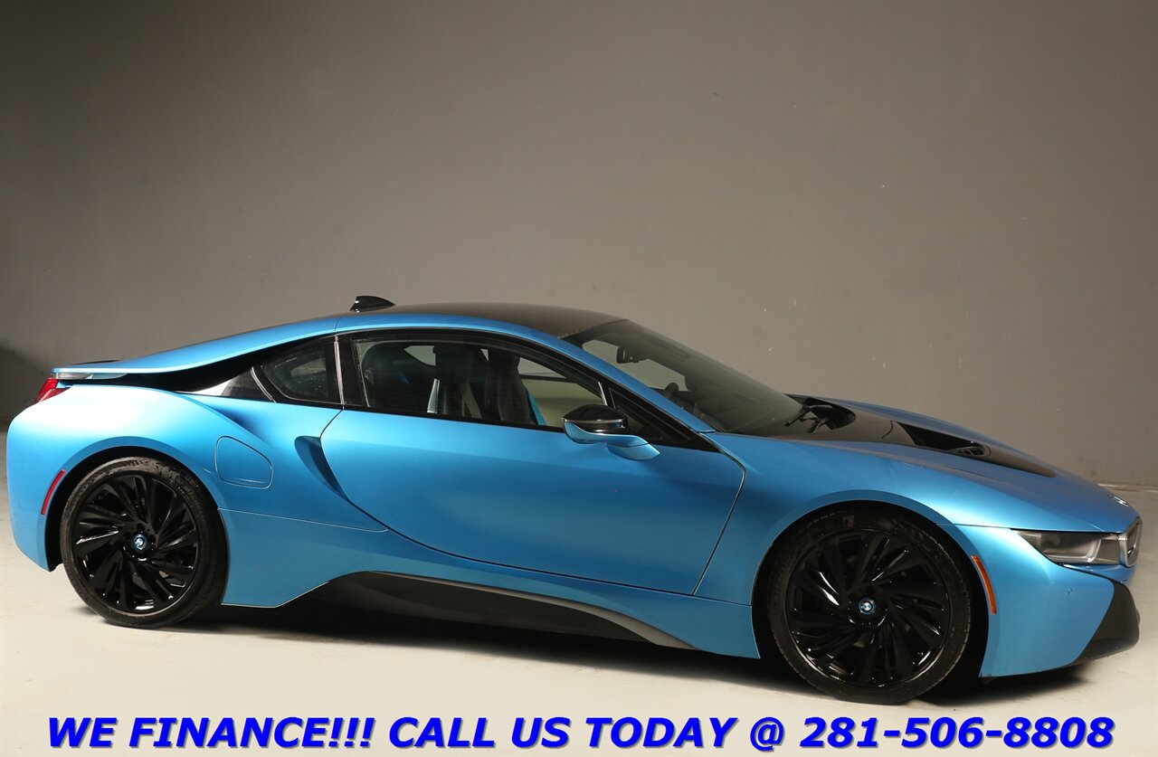 2015 BMW i8 2015 AWD TERA WORLD NAV HUD CARBON ROOF 74K MLS   - Photo 8 - Houston, TX 77031