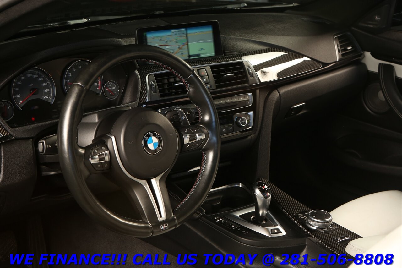 2016 BMW M4 2016 CONVERTIBLE EXEC PKG NAV BLIND CARBON 49K MLS - Photo 10 - Houston, TX 77031