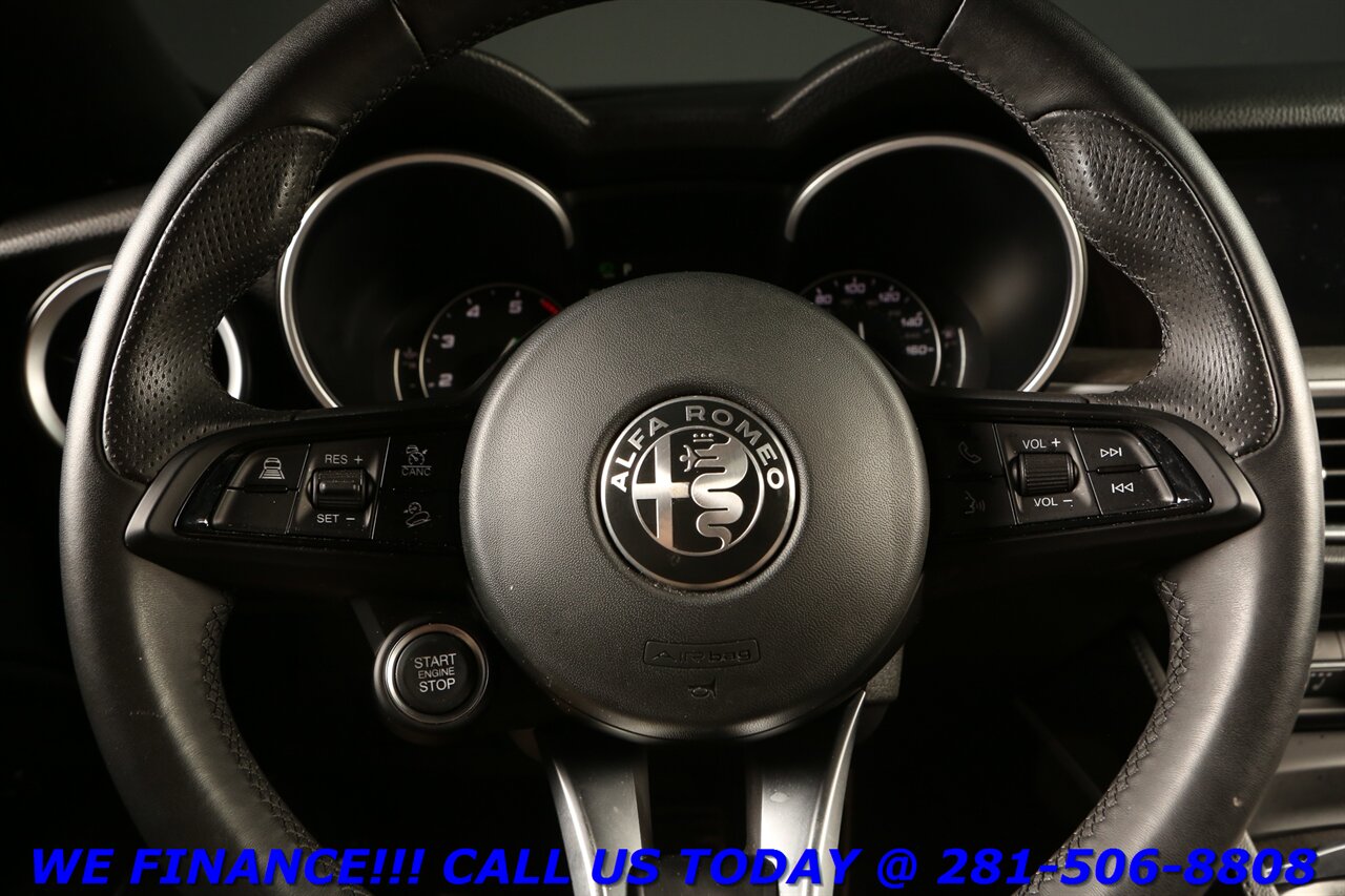 2023 Alfa Romeo Stelvio 2023 Ti AWD NAV PANO ADAPT CRUISE BLIND 1K MILES!!   - Photo 14 - Houston, TX 77031