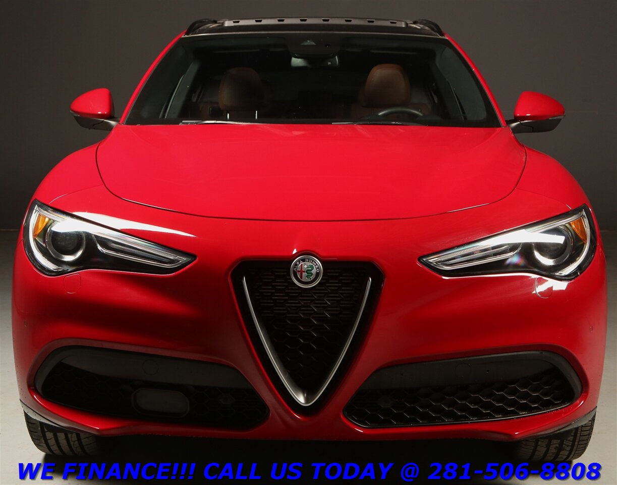 2023 Alfa Romeo Stelvio 2023 Ti AWD NAV PANO ADAPT CRUISE BLIND 1K MILES!!   - Photo 8 - Houston, TX 77031