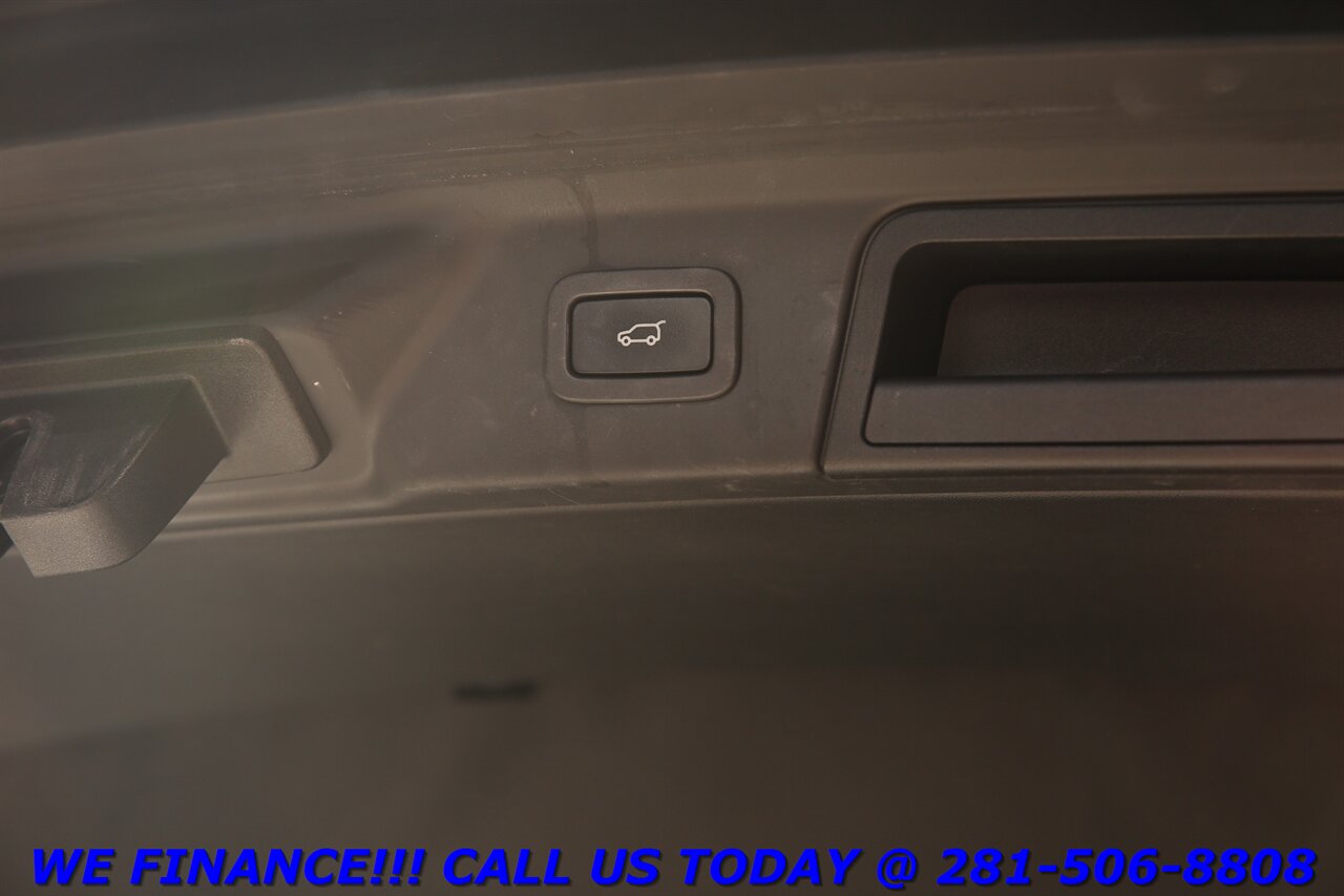 2020 Land Rover Velar 2020 P250 R-Dynamic S AWD NAV HUD PANO 37K MLS   - Photo 29 - Houston, TX 77031