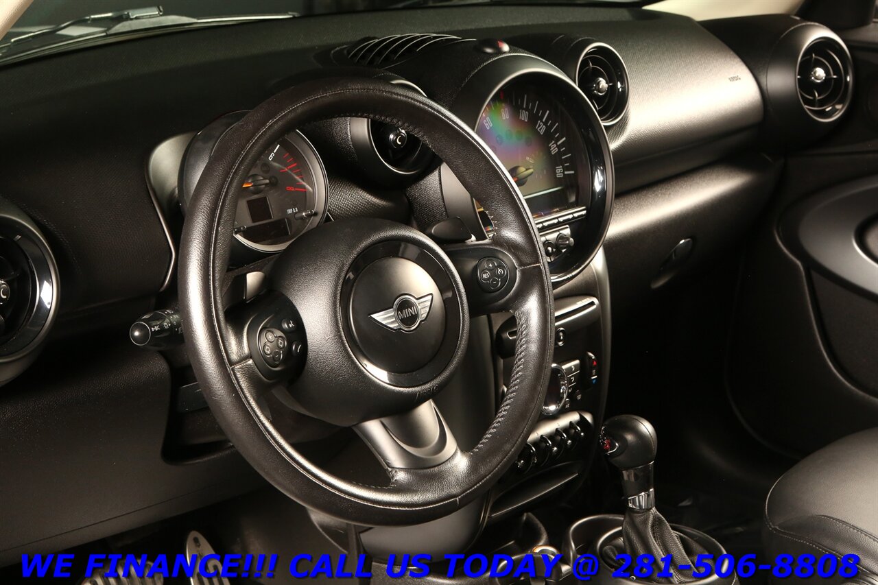 2015 MINI Paceman 2015 Cooper S PREM PKG PANO COUNTRYMAN   - Photo 9 - Houston, TX 77031