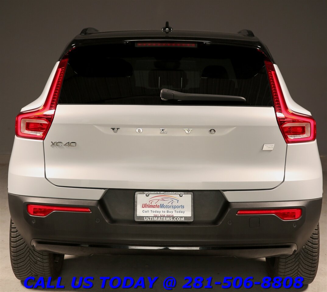 2022 Volvo XC40 Recharge 2022 Twin Plus AWD NAV PANO BLIS 360CAM CARPLAY - Photo 5 - Houston, TX 77031