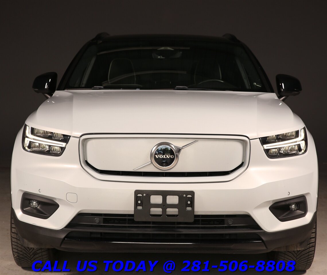 2022 Volvo XC40 Recharge 2022 Twin Plus AWD NAV PANO BLIS 360CAM CARPLAY - Photo 8 - Houston, TX 77031