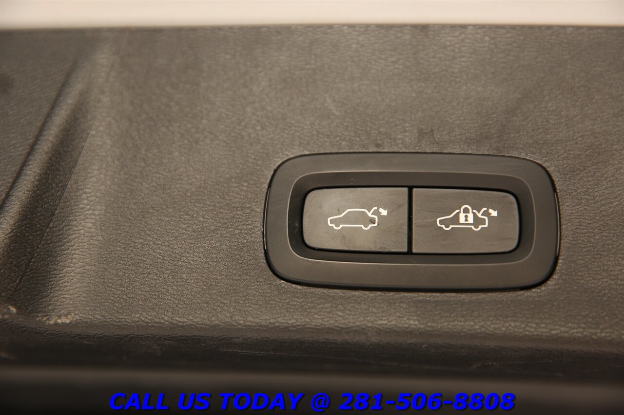 2022 Volvo XC40 Recharge 2022 Twin Plus AWD NAV PANO BLIS 360CAM CARPLAY - Photo 23 - Houston, TX 77031