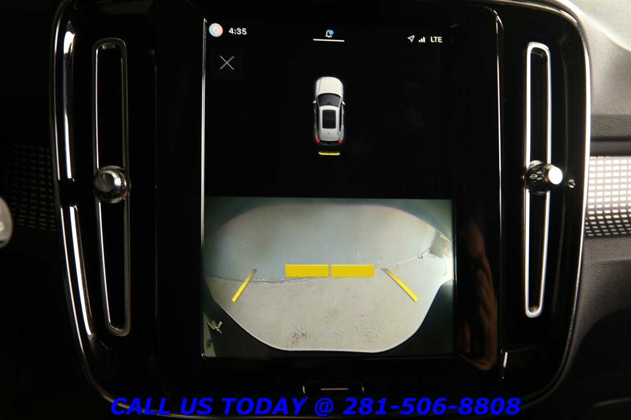 2022 Volvo XC40 Recharge 2022 Twin Plus AWD NAV PANO BLIS 360CAM CARPLAY - Photo 17 - Houston, TX 77031