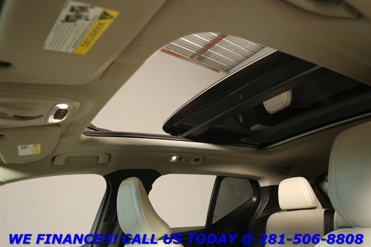 2019 Volvo XC40 2019 T5 Momentum AWD NAV PANO HEATSEAT CRPLAY PREM   - Photo 11 - Houston, TX 77031