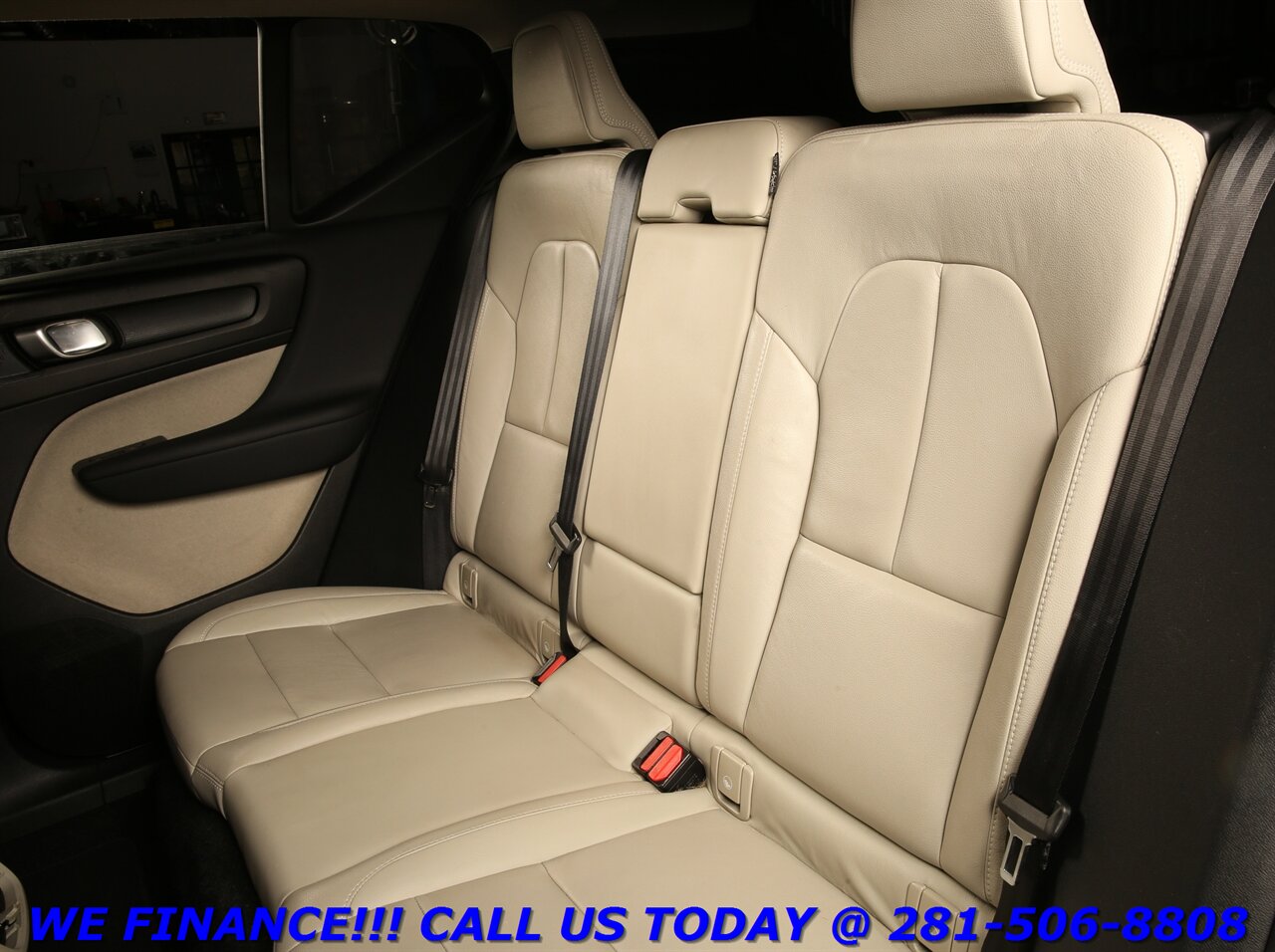 2019 Volvo XC40 2019 T5 Momentum AWD NAV PANO HEATSEAT CRPLAY PREM   - Photo 22 - Houston, TX 77031