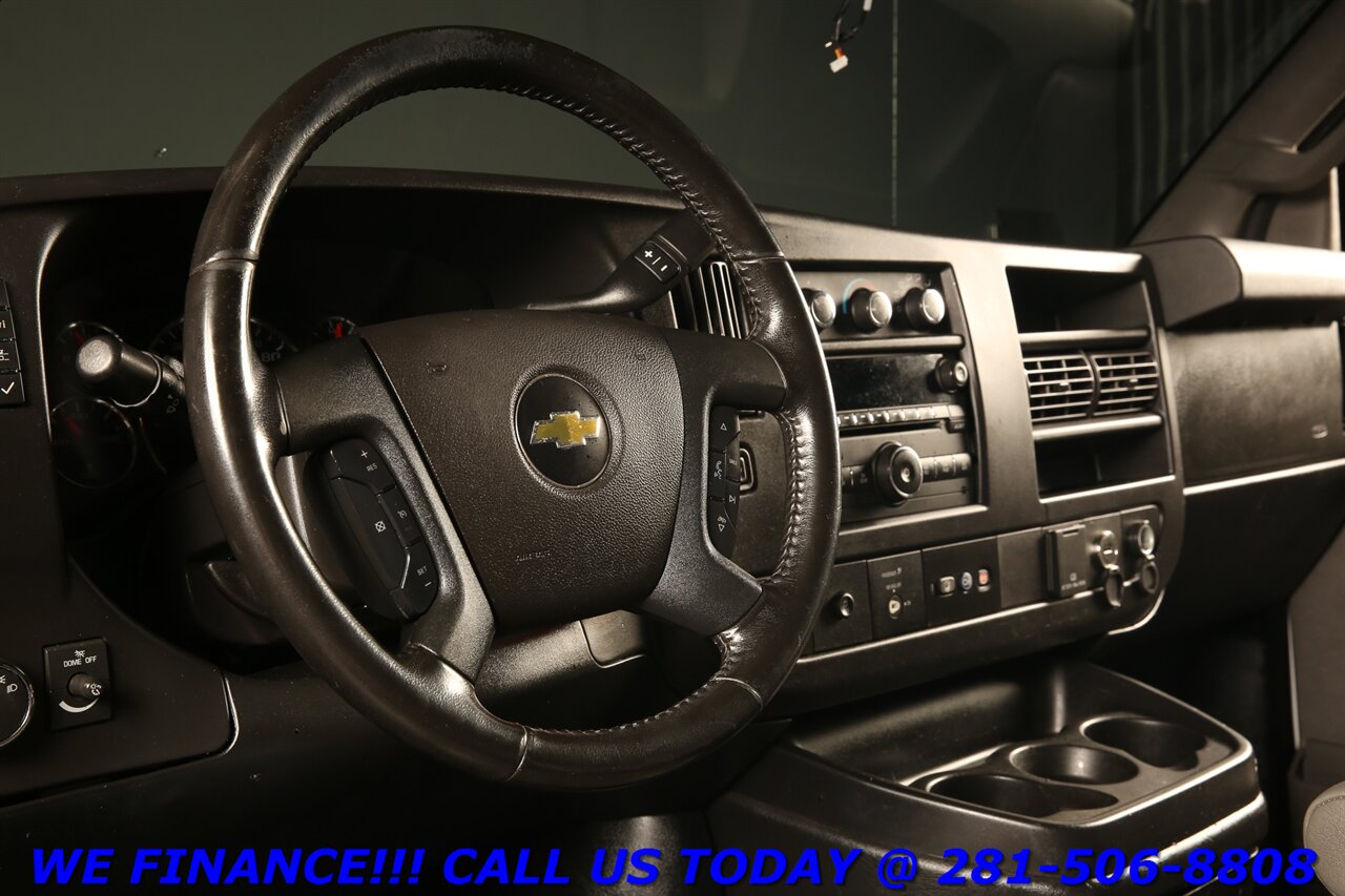 2021 Chevrolet Express 2021 2500 CARGO VAN LEATHER CAMERA CRUISE - Photo 9 - Houston, TX 77031