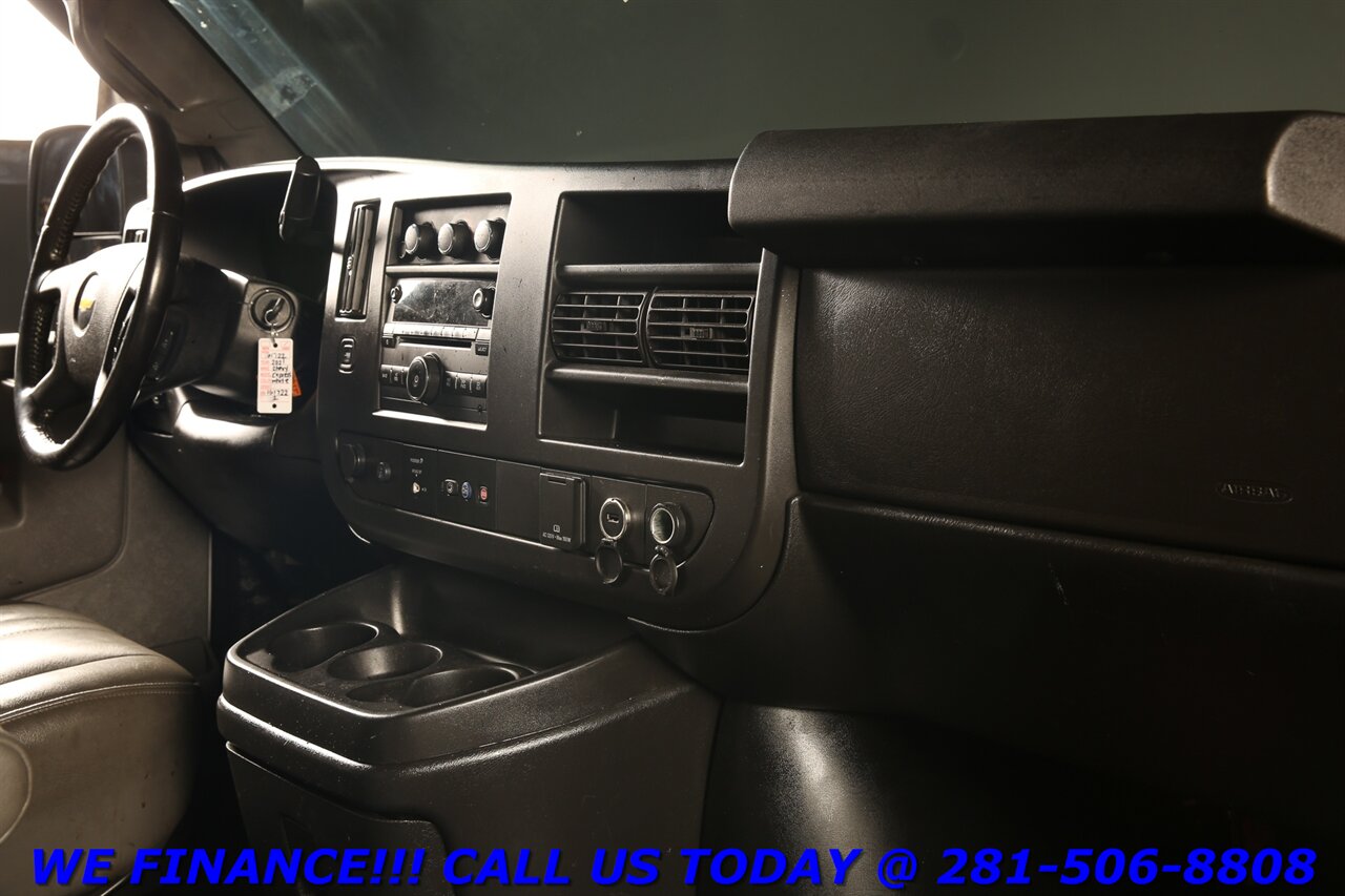 2021 Chevrolet Express 2021 2500 CARGO VAN LEATHER CAMERA CRUISE - Photo 17 - Houston, TX 77031