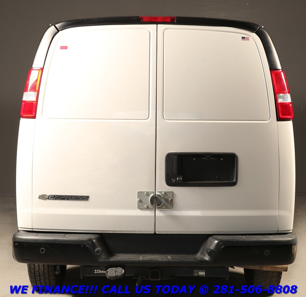 2021 Chevrolet Express 2021 2500 CARGO VAN LEATHER CAMERA CRUISE - Photo 4 - Houston, TX 77031