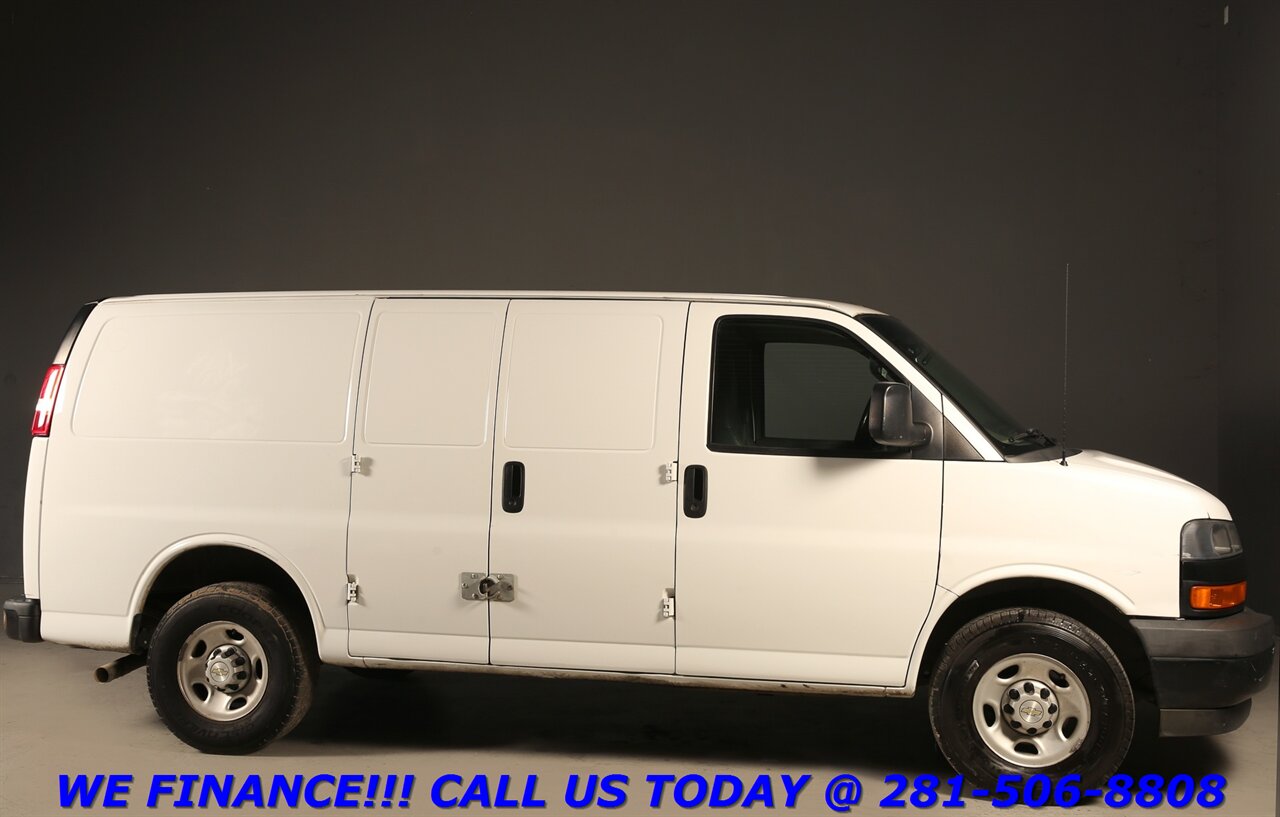 2021 Chevrolet Express 2021 2500 CARGO VAN LEATHER CAMERA CRUISE - Photo 6 - Houston, TX 77031