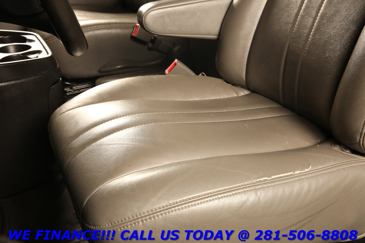2021 Chevrolet Express 2021 2500 CARGO VAN LEATHER CAMERA CRUISE - Photo 11 - Houston, TX 77031