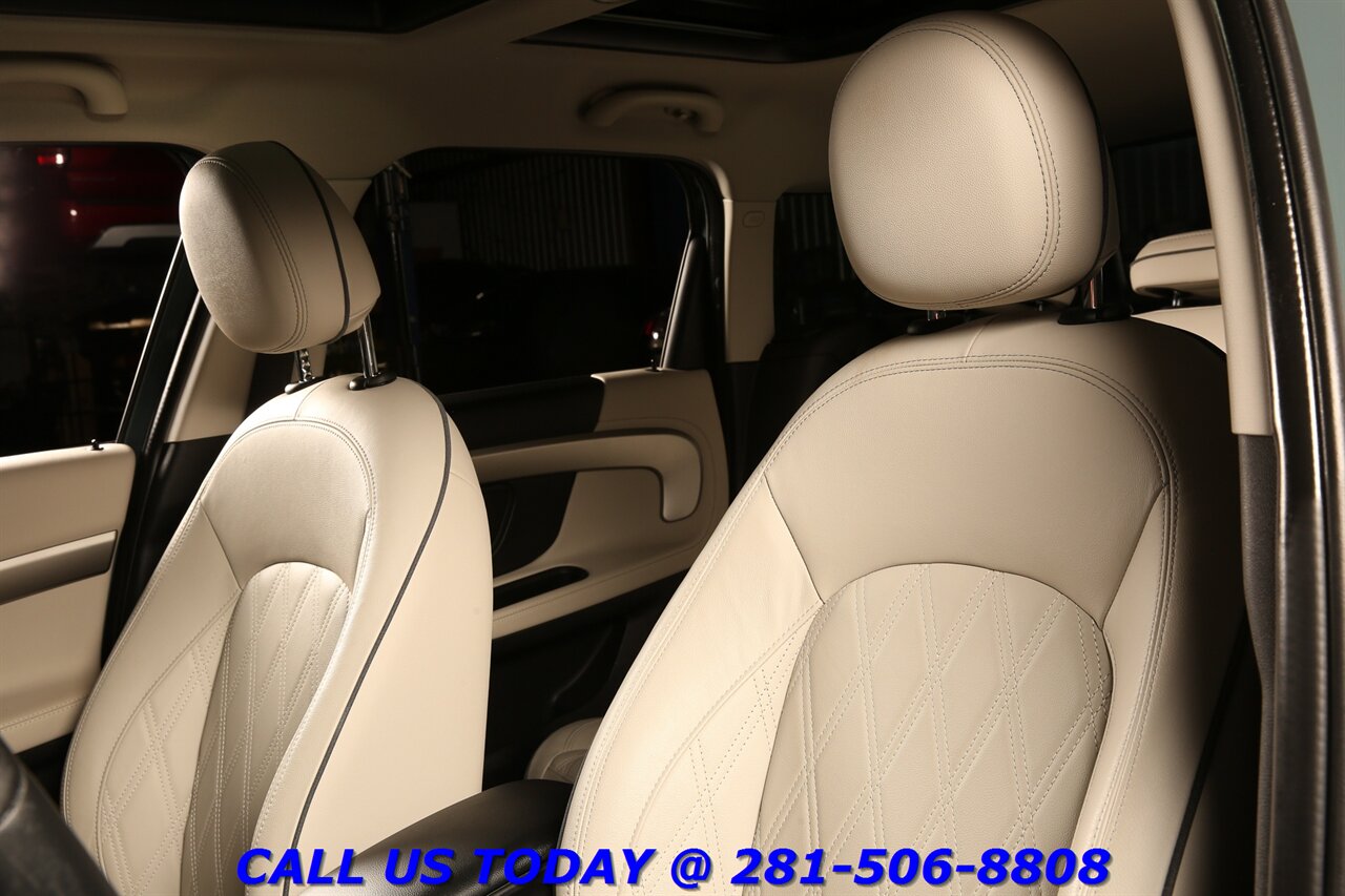 2023 MINI Countryman 2023 Cooper S ICONIC NAV PANO NAPA LEATHER 15K Mi - Photo 12 - Houston, TX 77031