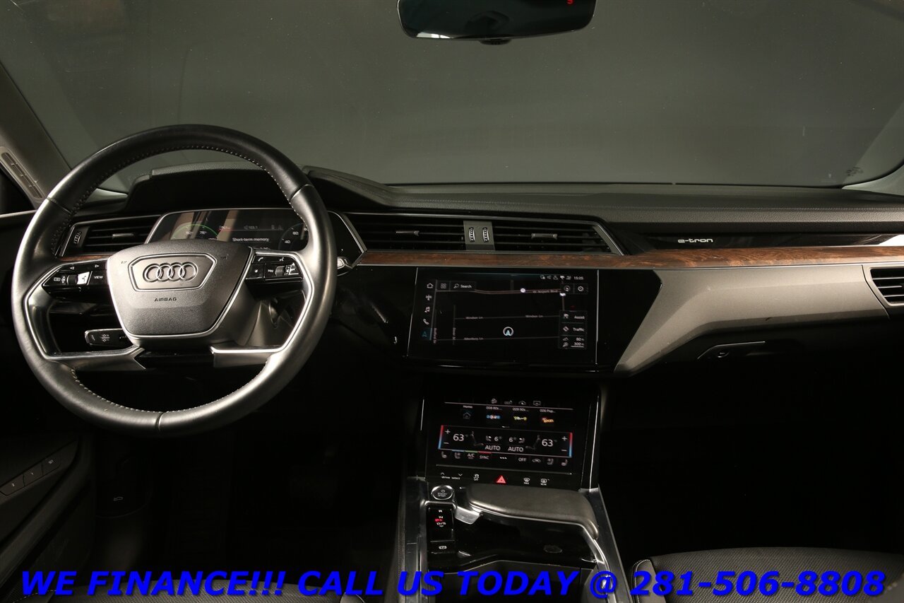 2019 Audi e-tron 2019 Quattro Premium+ AWD NAV PANO CARPLAY DRVASST - Photo 3 - Houston, TX 77031