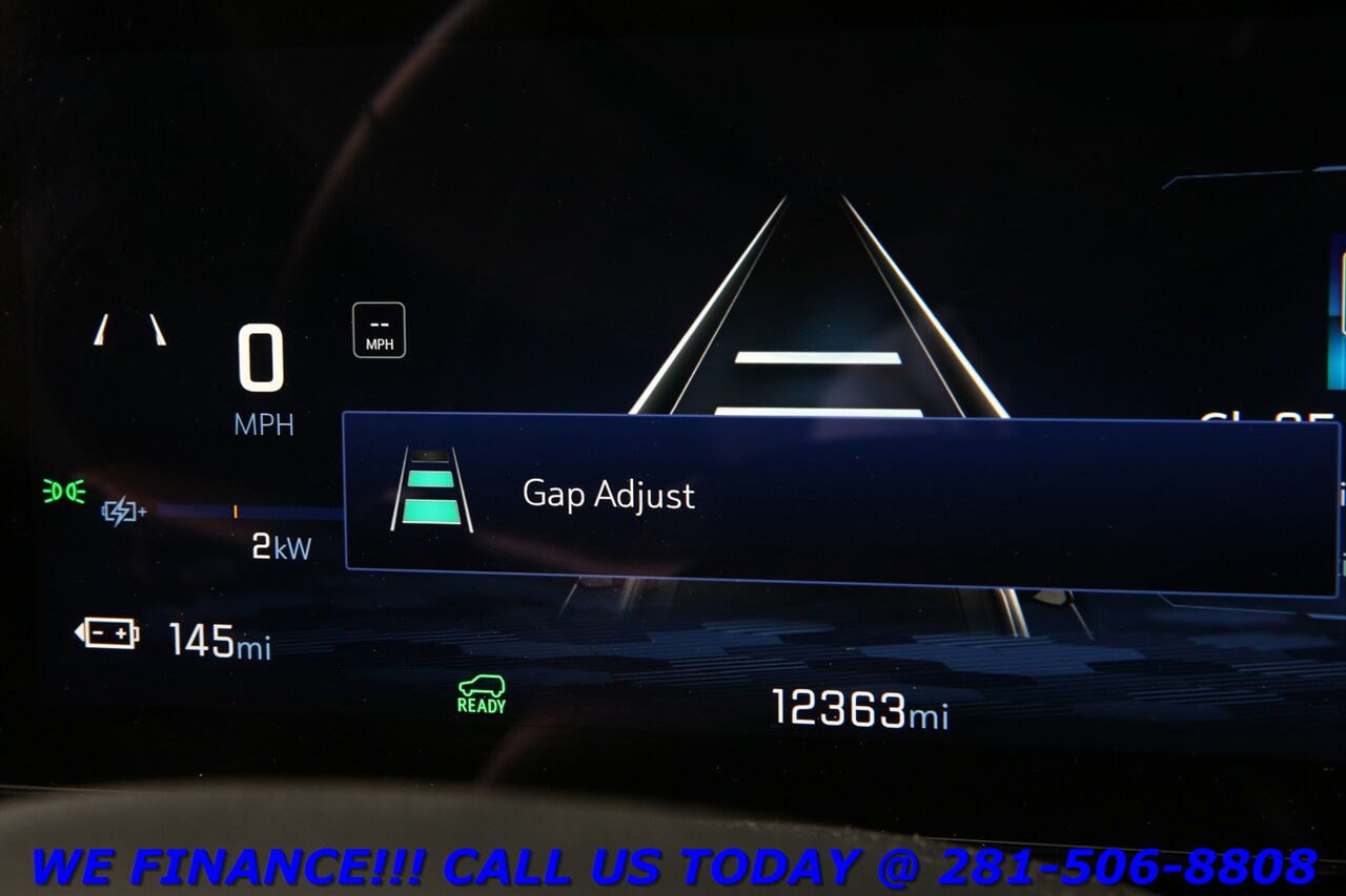 2025 Chevrolet Equinox 2025 EV LT NAV ADAPTCRUISE BLIND CAMERA 12K MILES!   - Photo 17 - Houston, TX 77031