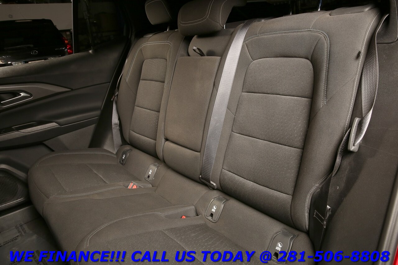 2025 Chevrolet Equinox 2025 EV LT NAV ADAPTCRUISE BLIND CAMERA 12K MILES!   - Photo 22 - Houston, TX 77031