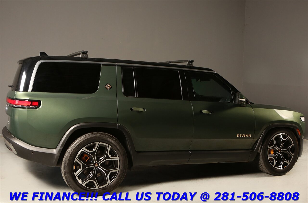 2022 Rivian R1S 2022 Launch Edition AWD 7-PASS NAV PANO ADAPTRIDE - Photo 6 - Houston, TX 77031
