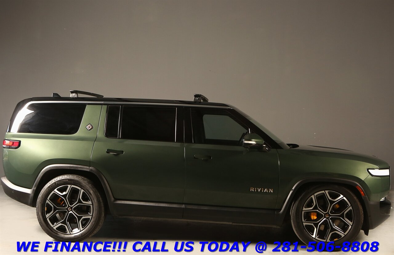 2022 Rivian R1S 2022 Launch Edition AWD 7-PASS NAV PANO ADAPTRIDE - Photo 31 - Houston, TX 77031