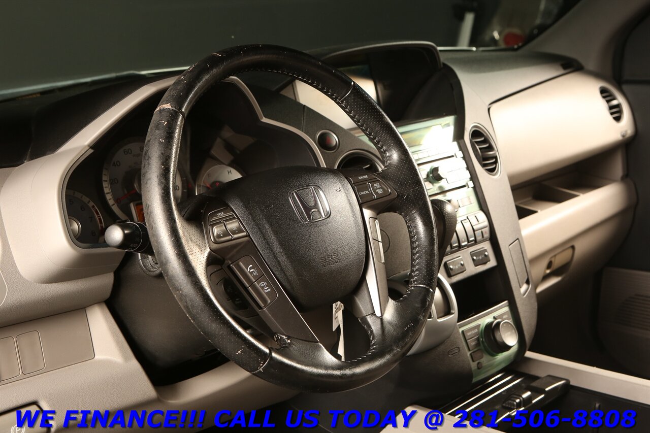 2010 Honda Pilot 2010 Touring NAV 8PASS DVD SUN LEATHER 3ROW 74K   - Photo 9 - Houston, TX 77031