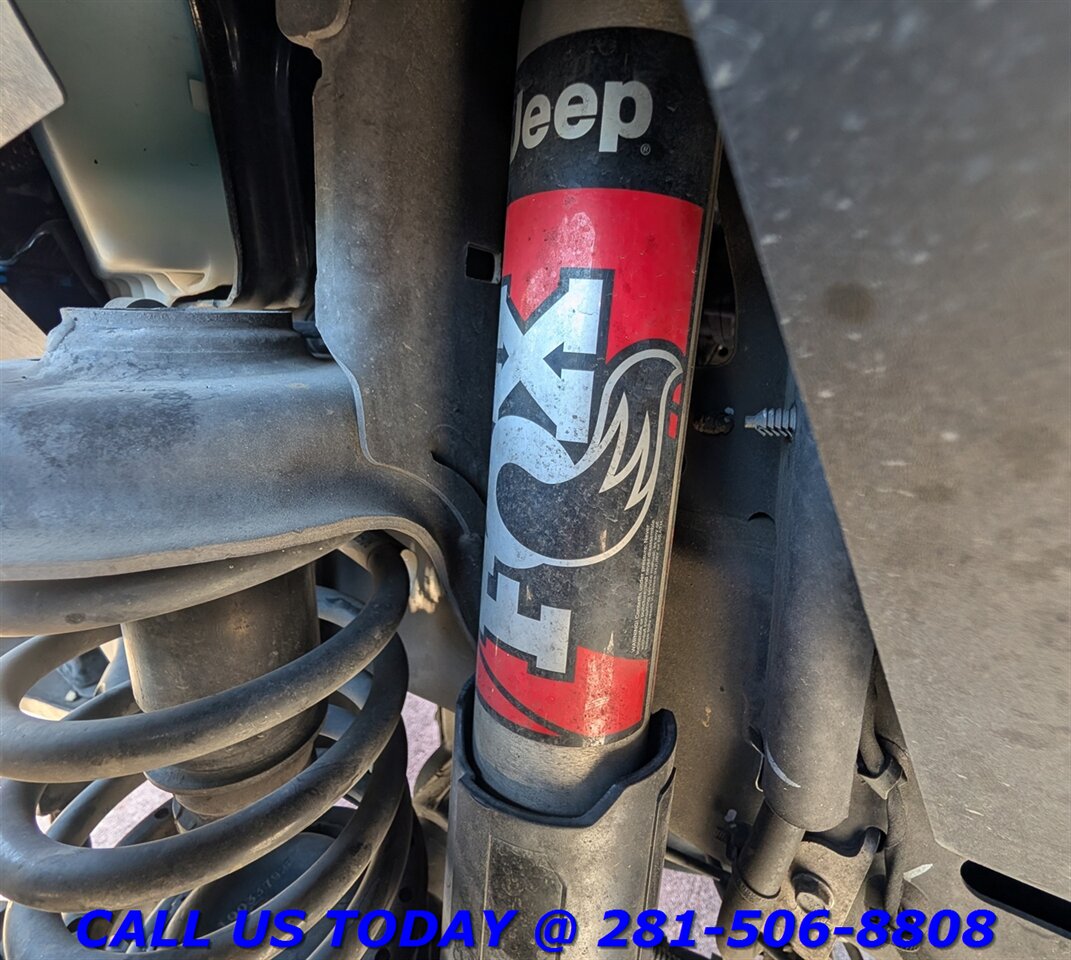 2021 Jeep Gladiator Rubicon 4X4 CONVERTIBLE HARDTOP DANA 44 FOX 2.0   - Photo 26 - Houston, TX 77031