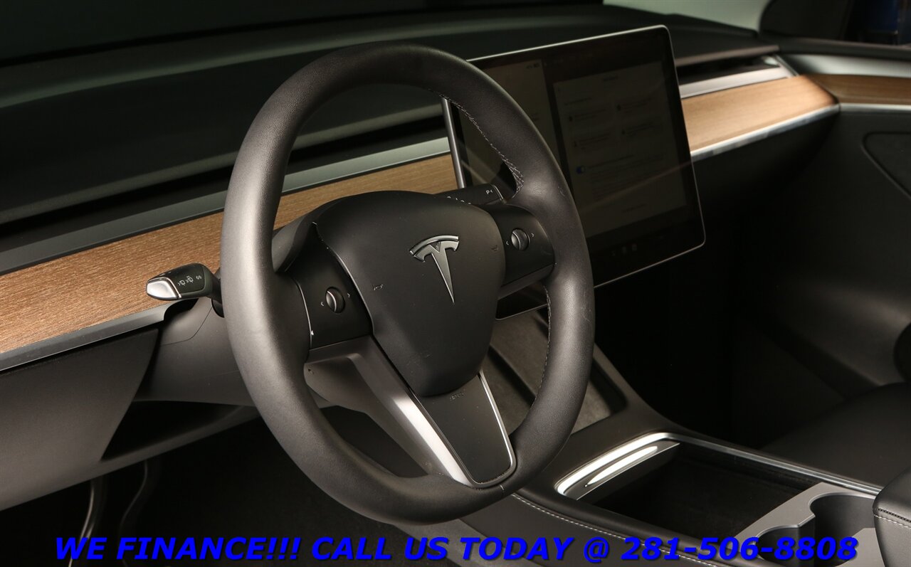 2023 Tesla Model Y 2023 Long Range AWD FSD AUTOPILOT NAV PANO 19K MLS   - Photo 11 - Houston, TX 77031