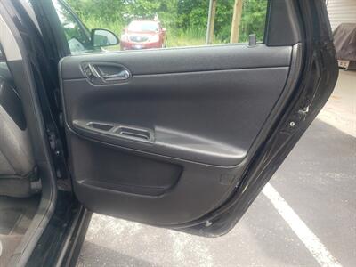 2014 Chevrolet Impala LT Fleet - Photo 15 - Madison, OH 44057