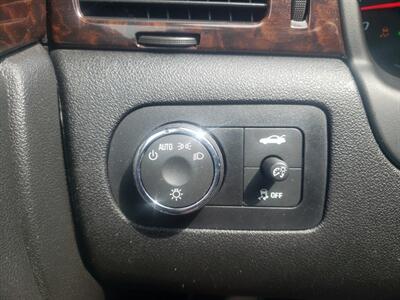 2014 Chevrolet Impala LT Fleet - Photo 25 - Madison, OH 44057