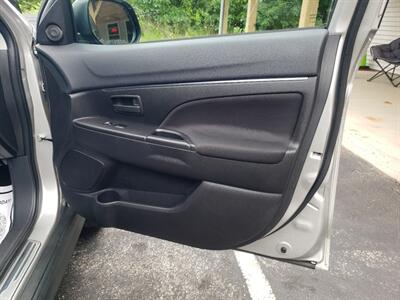2015 Mitsubishi Outlander Sport ES - Photo 13 - Madison, OH 44057