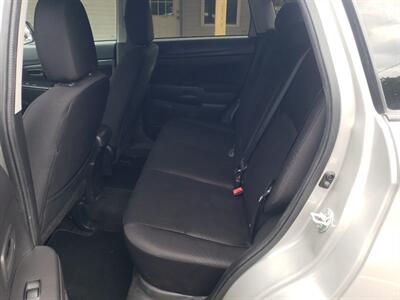 2015 Mitsubishi Outlander Sport ES - Photo 9 - Madison, OH 44057