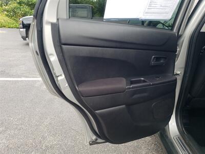 2015 Mitsubishi Outlander Sport ES - Photo 12 - Madison, OH 44057
