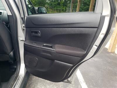 2015 Mitsubishi Outlander Sport ES - Photo 14 - Madison, OH 44057