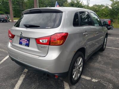 2015 Mitsubishi Outlander Sport ES - Photo 4 - Madison, OH 44057