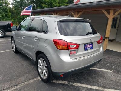 2015 Mitsubishi Outlander Sport ES - Photo 6 - Madison, OH 44057
