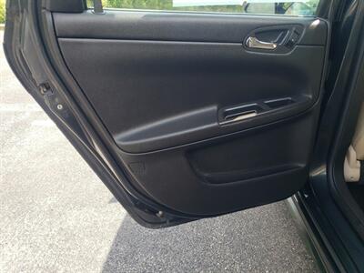 2014 Chevrolet Impala LTZ Fleet - Photo 13 - Madison, OH 44057