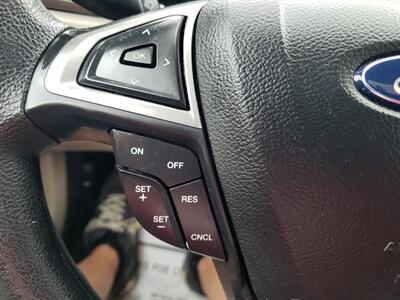 2017 Ford Fusion SE   - Photo 28 - Madison, OH 44057